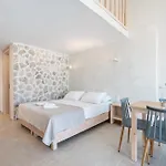 Kathara Bay Φαληράκι